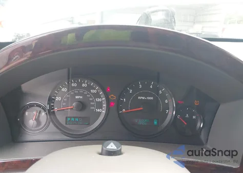 2005 Jeep Grand Cherokee Laredo z USA, uszkodzony, nr VIN 1J8GR48K25C717094